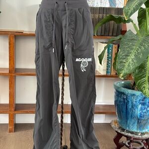 Lululemon Womens Size 6 Black Track Pants Athletic Jogger Yoga Drawstring